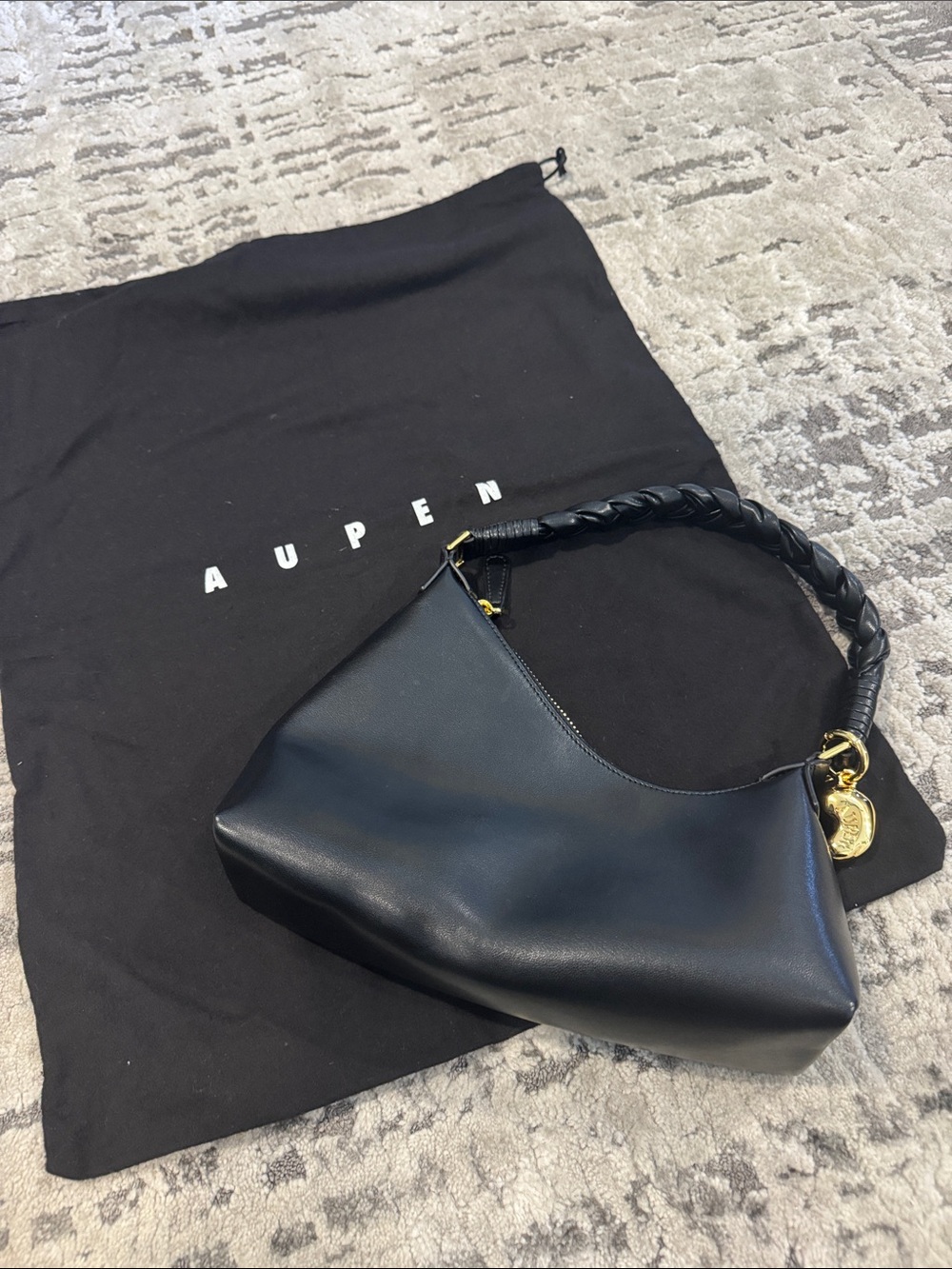 Aupen Nirvana Noir Black Leather Shoulder Bag